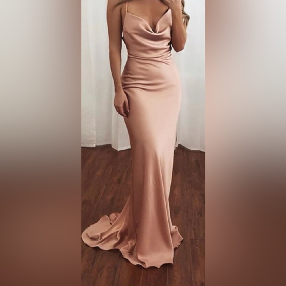 Sheath Bridesmaid Dress V Neck Spaghetti Strap Size 8